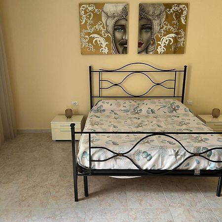 Rose House Villa San Felice a Cancello ภายนอก รูปภาพ